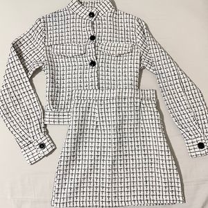Two piece Tweed Jacket Skirt Set XS